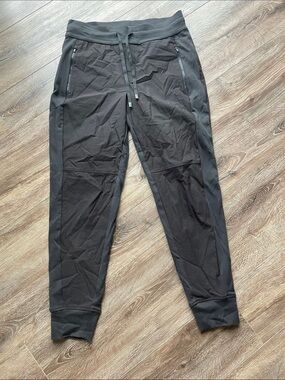Athleta Black Women's Tech Jogger Pants with Zip Pockets